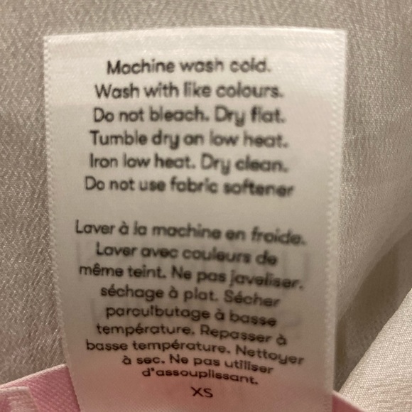 Numi XS white sustainable silk short sleeved blouse - Picture 6 of 6